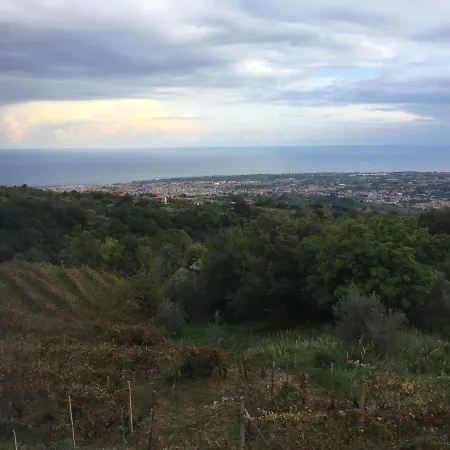 Vakantiehuis Il Castagneto Puntalazzo